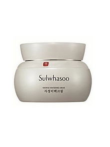 活膚滋潤(rùn)新體驗(yàn) 雨田化妝品引領(lǐng)護(hù)膚潮流